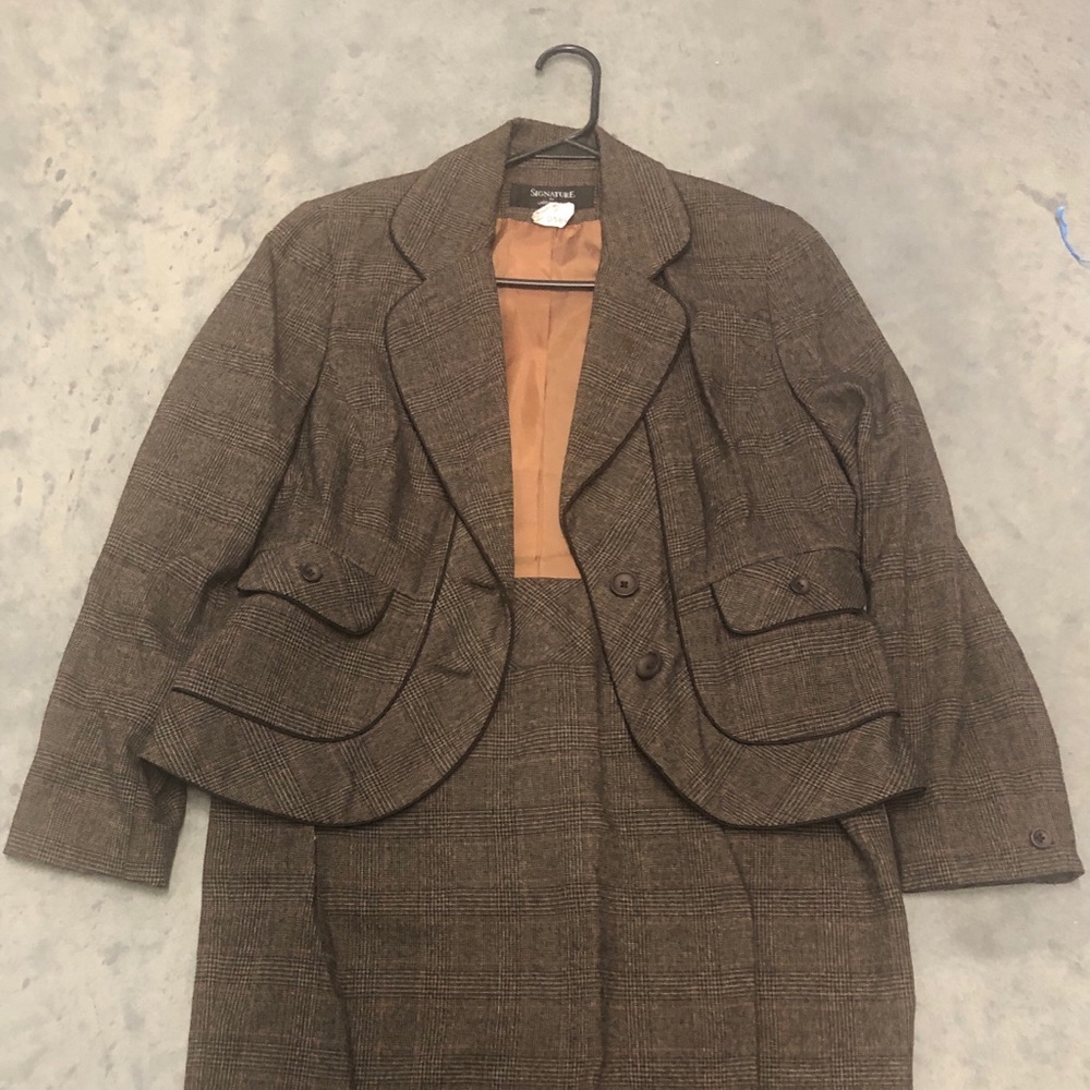 Suit